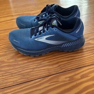 Brooks adrenaline Blue Athletic Shoes